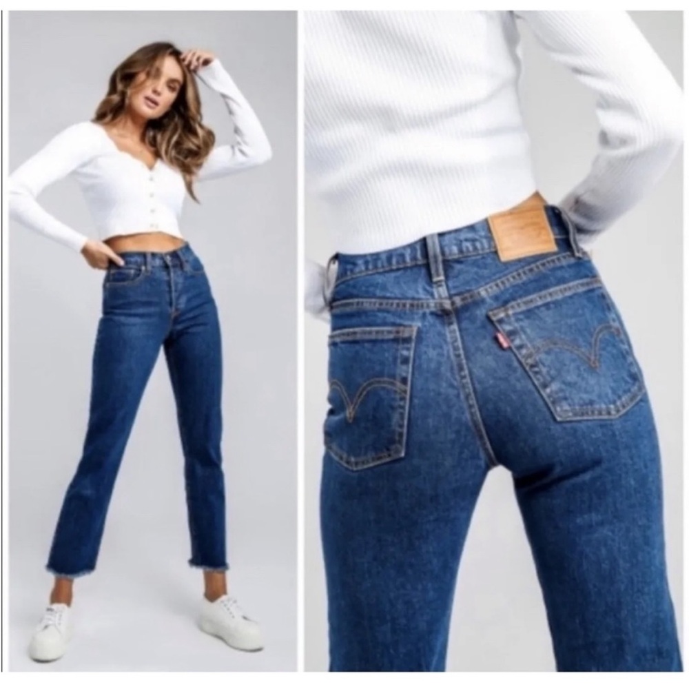 EUC Levi's Wedgie Straight High-rise Dark Wash Button Fly Raw Hem Jeans 30x26
